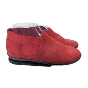 Vintage Liz Claiborne Shooties Size 7 And 1/2 Never Been Worn Red